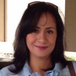 Meet your Posher, Manal